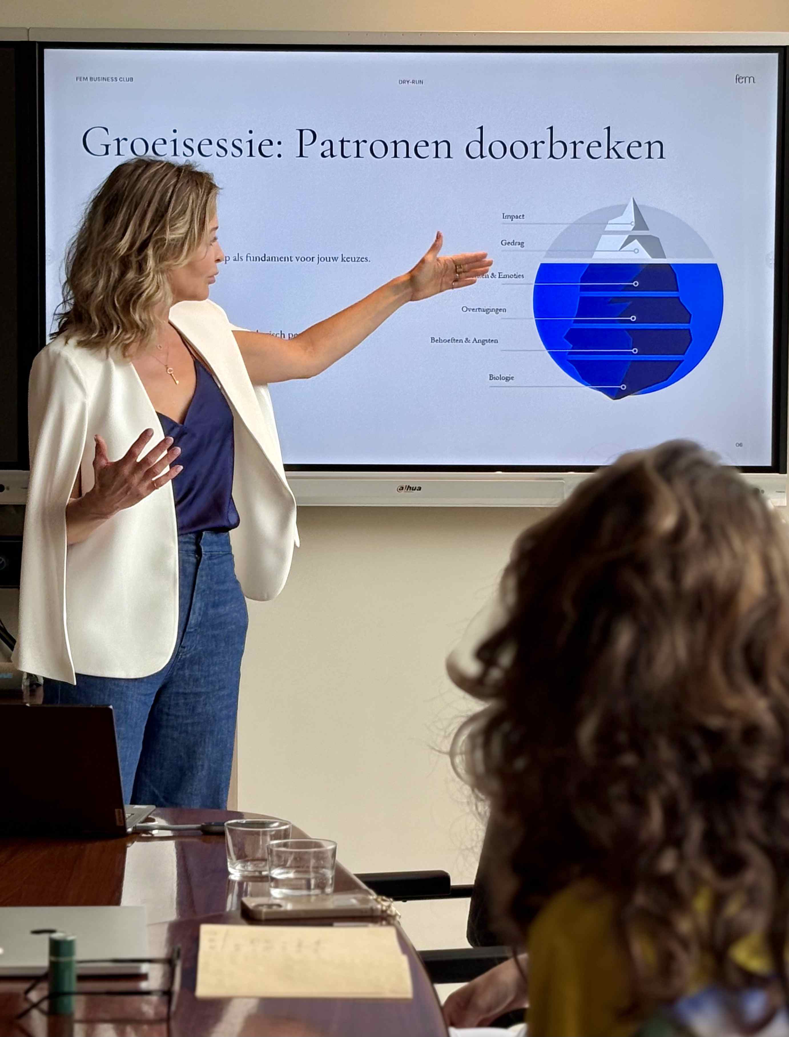 FEM Business Club expert giving a masterclass on breaking patterns